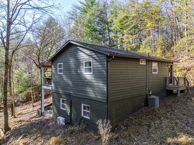 45 Mountain Stream Road, Murphy, NC 28906