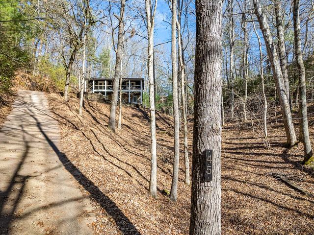 45 Mountain Stream Road, Murphy, NC 28906