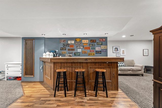 2108 S HORIZON DRIVE, Appleton, WI 54915