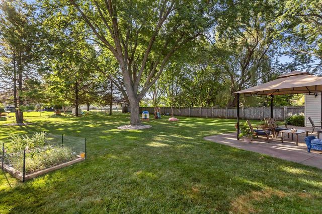 2108 S HORIZON DRIVE, Appleton, WI 54915