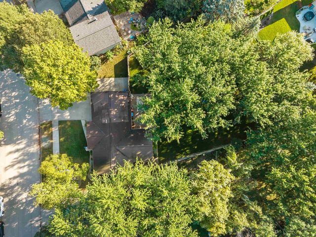 2108 S HORIZON DRIVE, Appleton, WI 54915