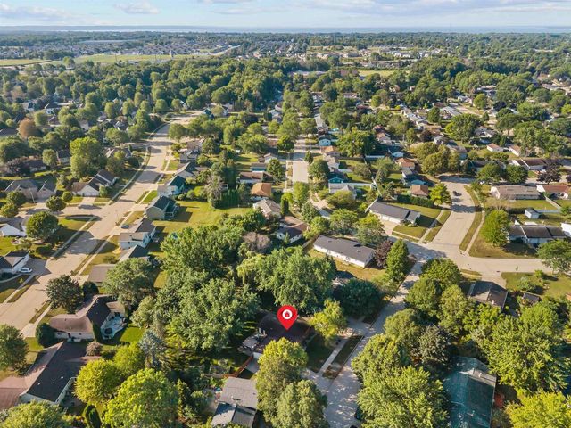 2108 S HORIZON DRIVE, Appleton, WI 54915