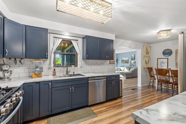 2108 S HORIZON DRIVE, Appleton, WI 54915