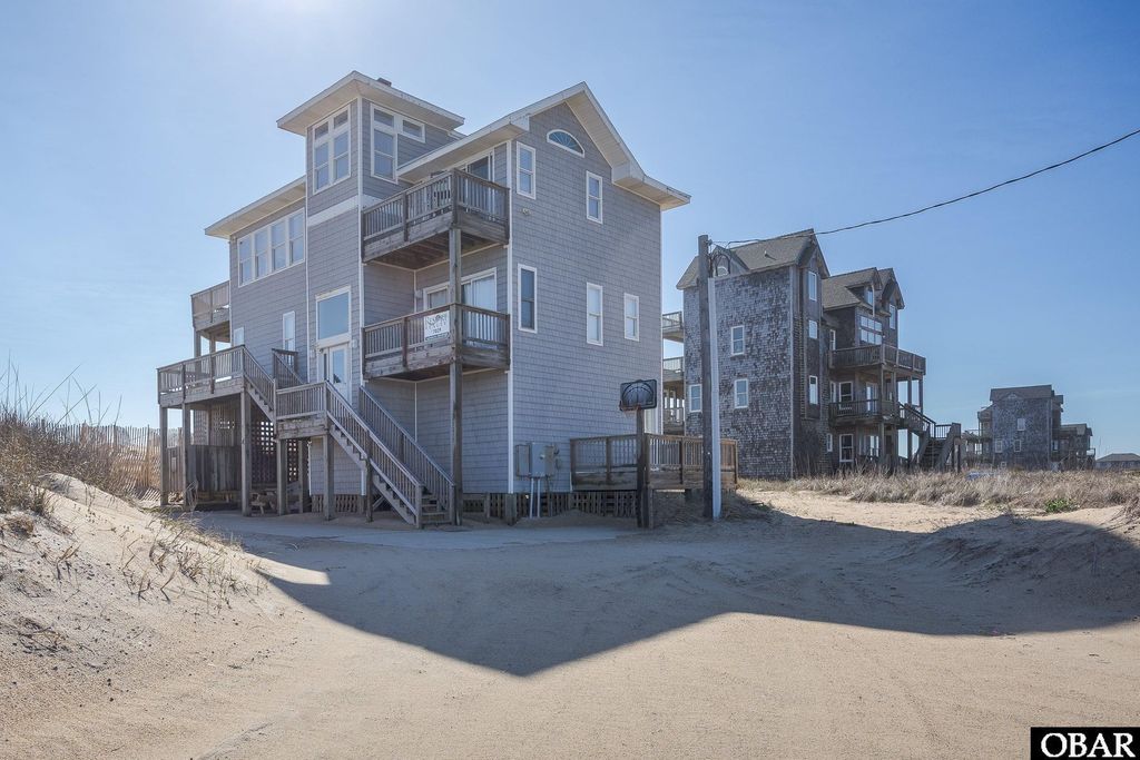 Image 2 of property listing at 23217 Sea Haven Drive 4, Rodanthe, NC 27968