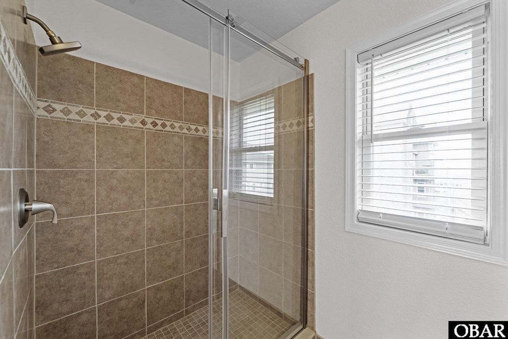 Image 20 of property listing at 23217 Sea Haven Drive 4, Rodanthe, NC 27968