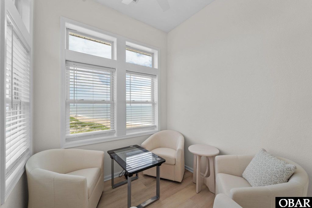 Image 23 of property listing at 23217 Sea Haven Drive 4, Rodanthe, NC 27968