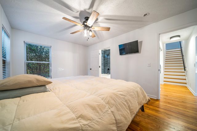 2001 Remington Park Rd, Hermitage, TN 37076