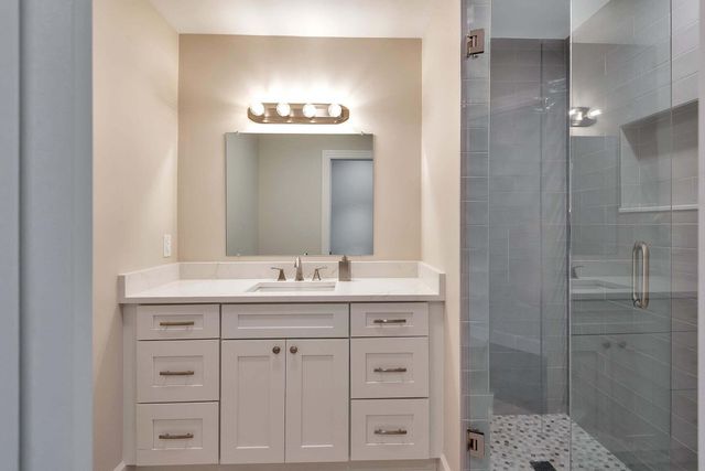 2001 Collier Avenue, Lake Worth, FL 33461