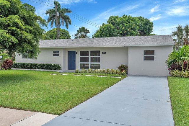 2001 Collier Avenue, Lake Worth, FL 33461