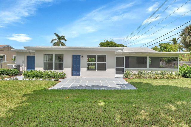 2001 Collier Avenue, Lake Worth, FL 33461