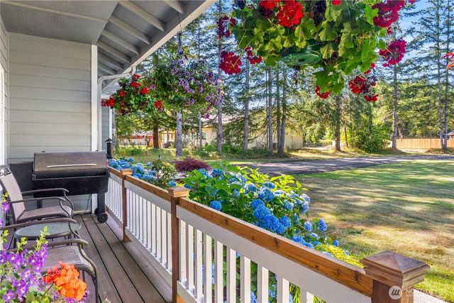 8522 Charmont Lane SW, Olympia, WA 98512