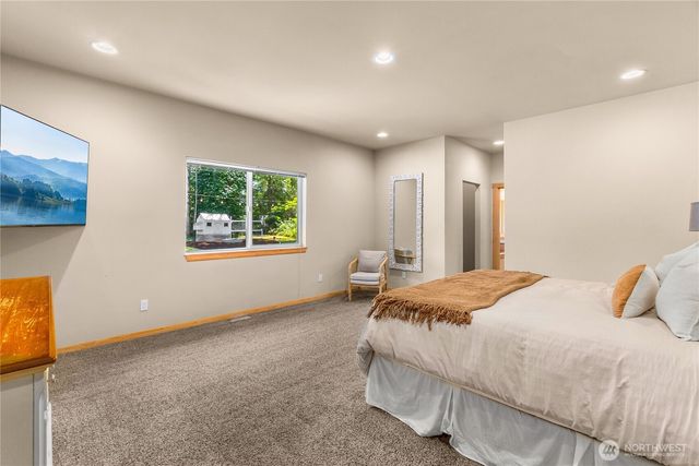 8522 Charmont Lane SW, Olympia, WA 98512