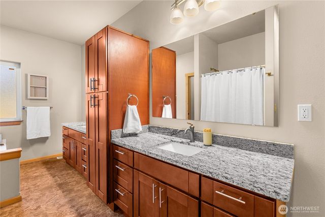 8522 Charmont Lane SW, Olympia, WA 98512