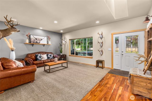 8522 Charmont Lane SW, Olympia, WA 98512