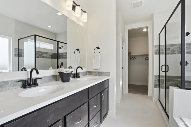 7632 E Dixon St, Nampa, ID 83687