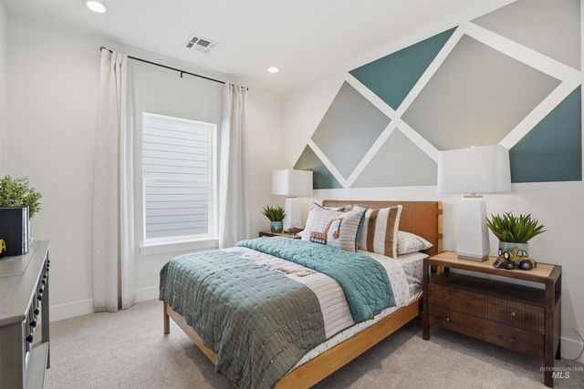 7632 E Dixon St, Nampa, ID 83687