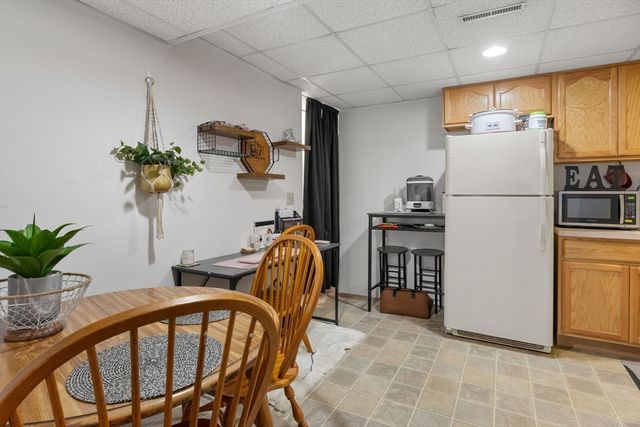 4 Mather Dr, Wareham, MA 02571