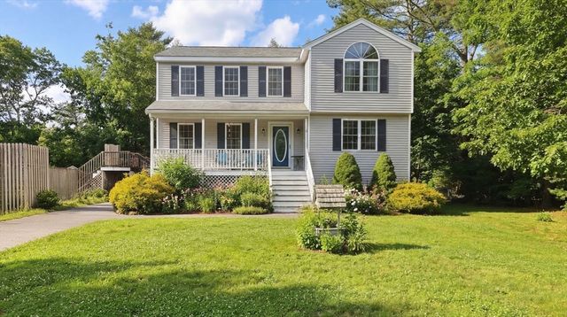 4 Mather Dr, Wareham, MA 02571