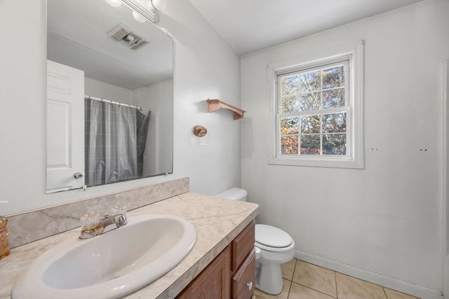 4 Mather Dr, Wareham, MA 02571