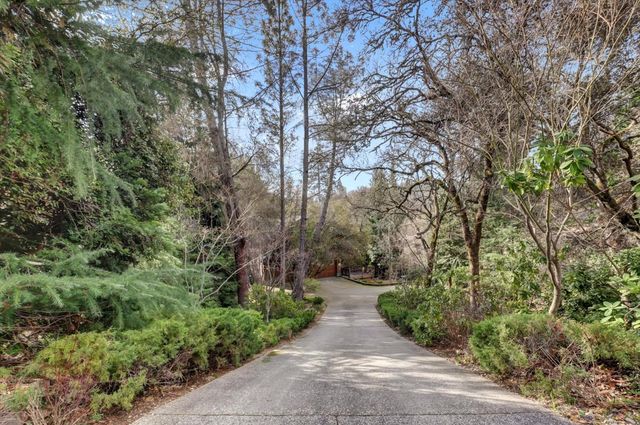 13558 Lake Wildwood Drive, Penn Valley, CA 95946