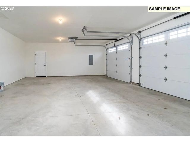 1740 Ne SHELL ROCK Dr, Estacada, OR 97023