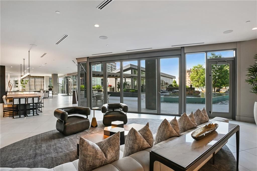 3107 Peachtree Road NE 1001, Atlanta, GA 30305