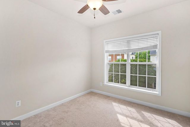 43804 LEES MILL SQ, Leesburg, VA 20176