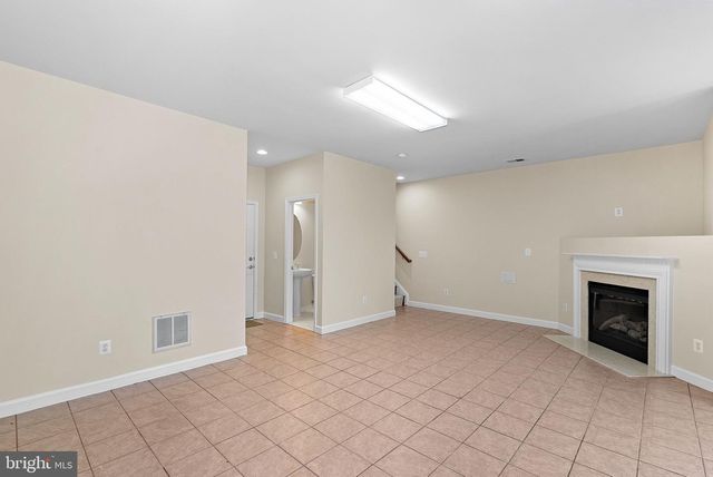 43804 LEES MILL SQ, Leesburg, VA 20176