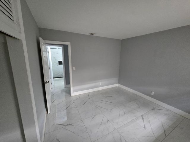 1021 SW 32nd Court 1-2, Fort Lauderdale, FL 33315