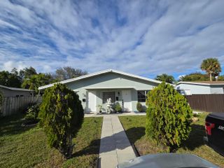 1021 SW 32nd Court 1-2, Fort Lauderdale, FL 33315