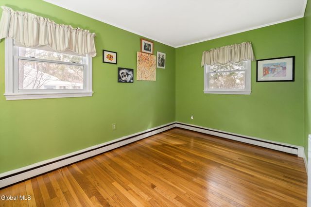 6 Springwood Drive, Saratoga Springs, NY 12866