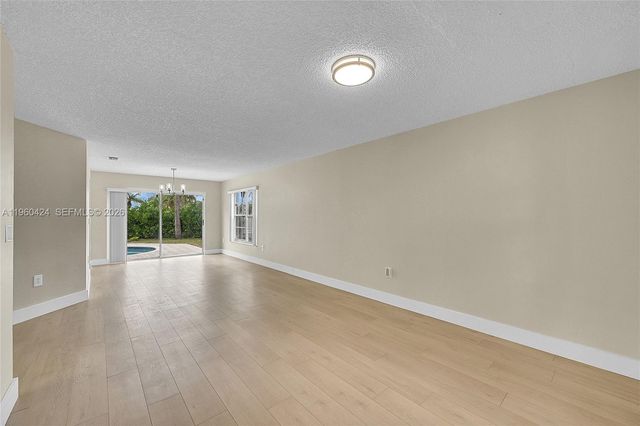 13377 NW 7th St, Plantation, FL 33325