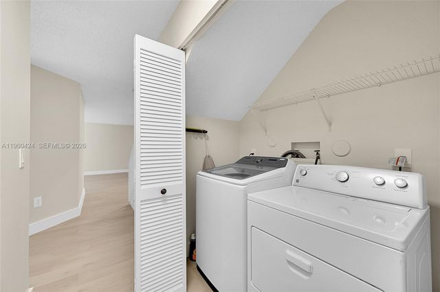 13377 NW 7th St, Plantation, FL 33325