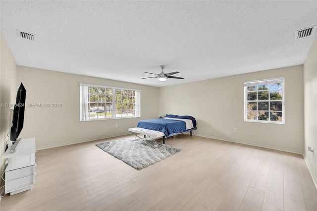 13377 NW 7th St, Plantation, FL 33325