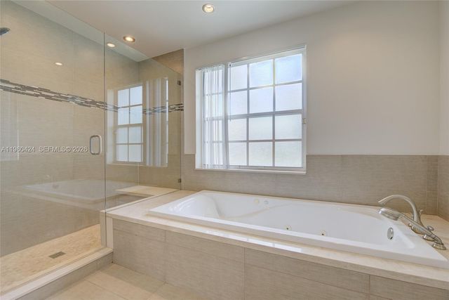 13377 NW 7th St, Plantation, FL 33325