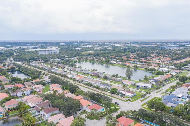 13377 NW 7th St, Plantation, FL 33325