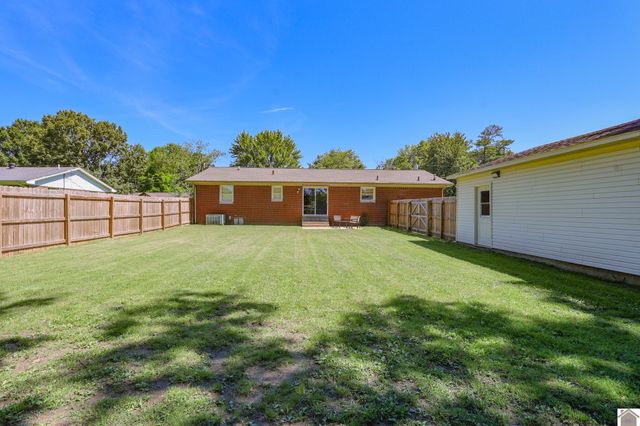 530 Oakland Circle, Paducah, KY 42003