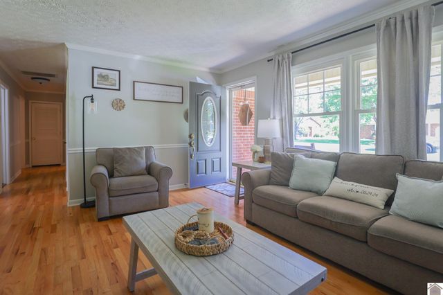 530 Oakland Circle, Paducah, KY 42003
