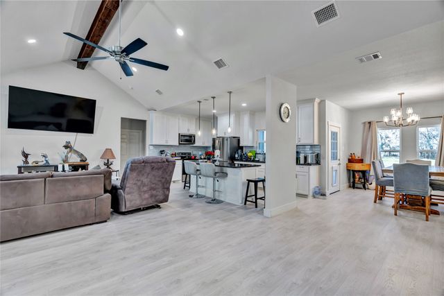 108 Dexter Lane, Poolville, TX 76487