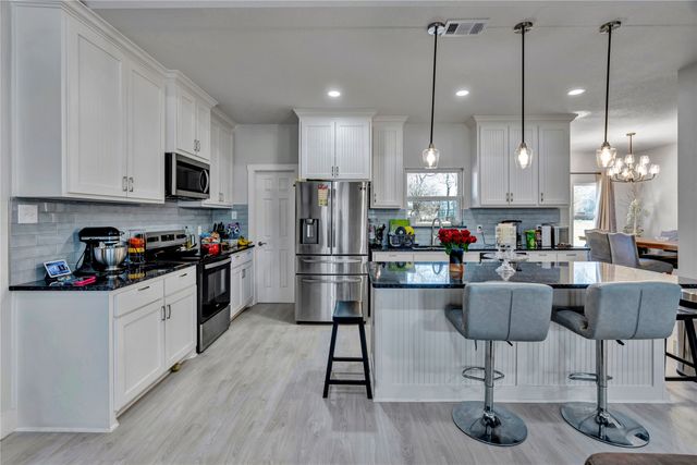 108 Dexter Lane, Poolville, TX 76487