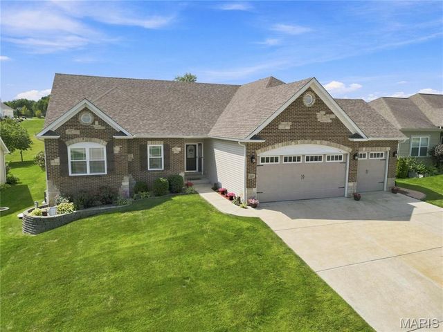110 Cypress Meadows Drive, Wentzville, MO 63385