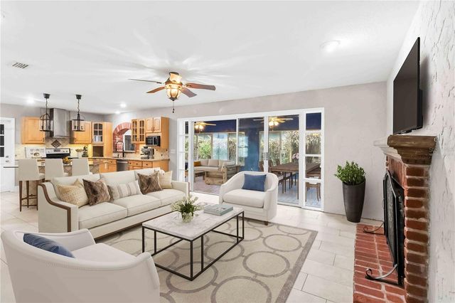 5304 ROSECREST CIRCLE, Tampa, FL 33617