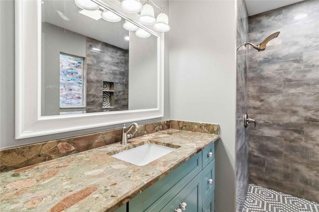 5304 ROSECREST CIRCLE, Tampa, FL 33617