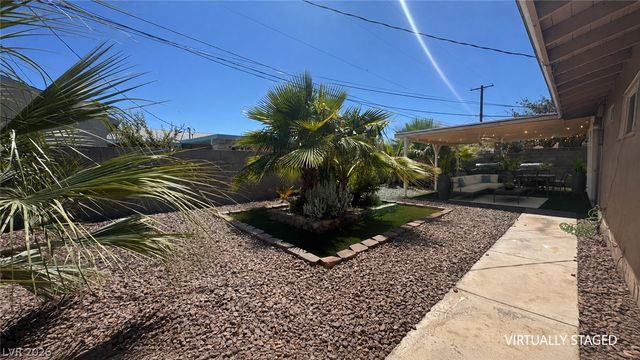 4209 El Pasada Avenue, Las Vegas, NV 89102