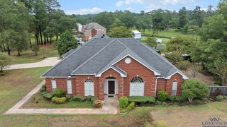 210 Lavender Ln, Longview, TX 75605