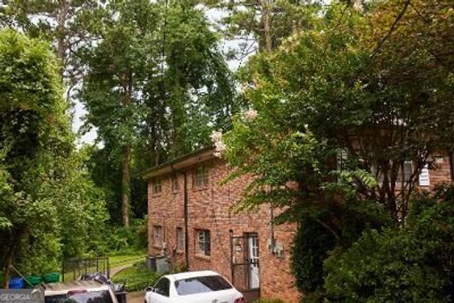 1425 Southland Vista Courts NE, Atlanta, GA 30329