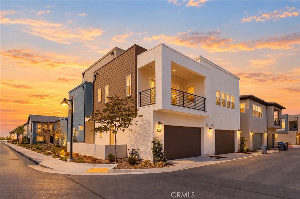 324 Merit, Irvine, CA 92618 — exterior