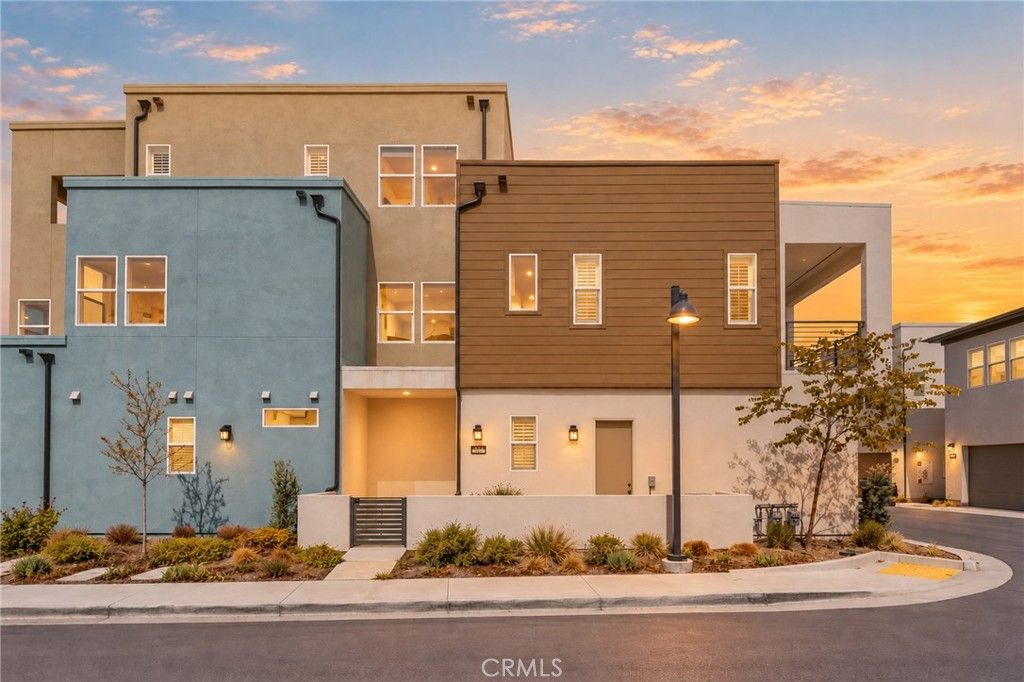 324 Merit, Irvine, CA 92618 — photo 2