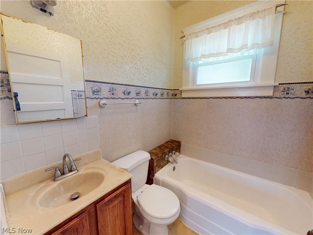 320 Ontario Street, Akron, OH 44310