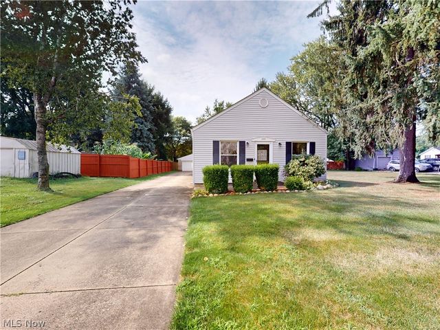 320 Ontario Street, Akron, OH 44310